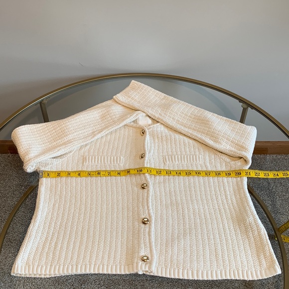 H&M Sweater Jacket with gold buttons - Picture 11 of 16